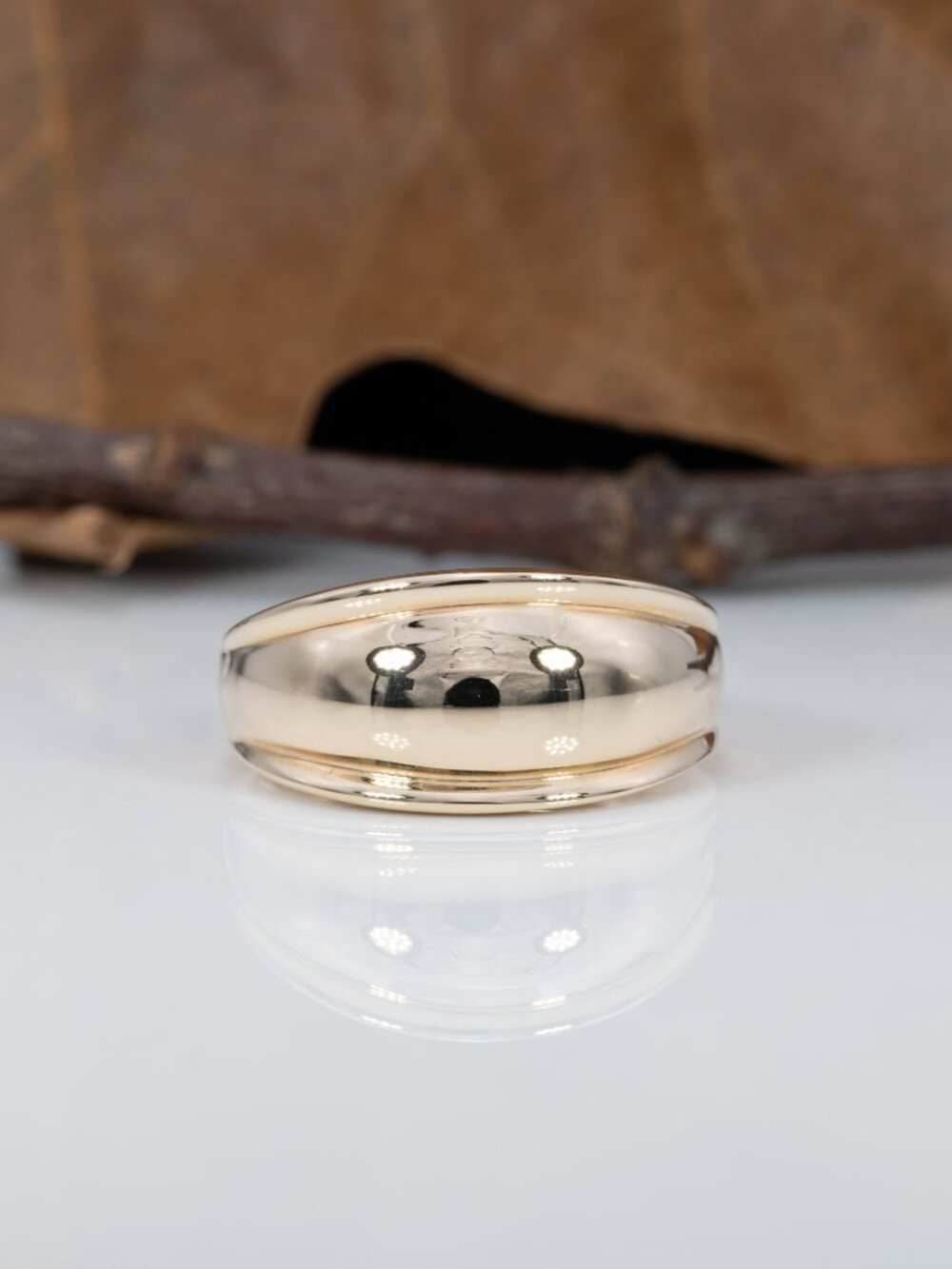 Estate Plain Band Ring in Solid 14K Yellow Gold – Classic Minimalist Band Ring